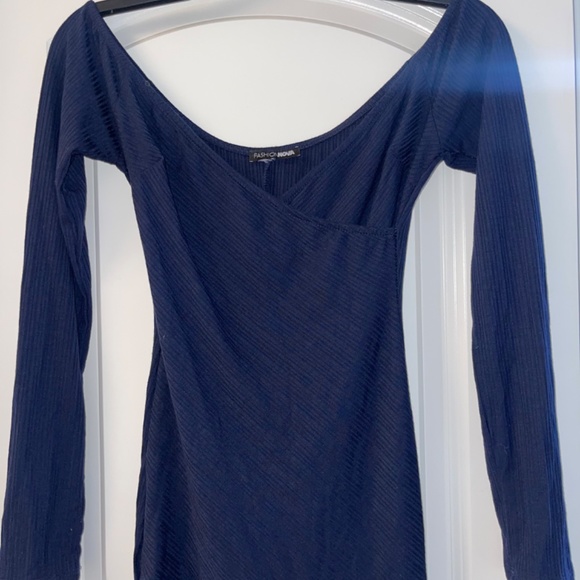 Dress - Picture 3 of 6